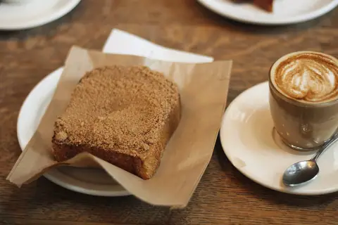 Cakes & Bakes photo 3